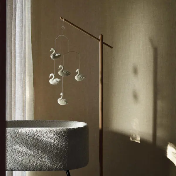 Quax - Mobile - Swans