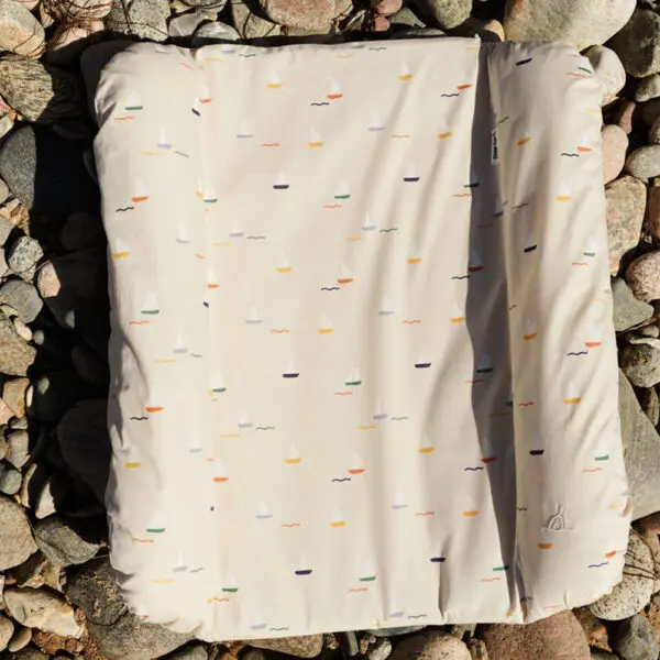 Dear April - Swan Changing Cushion - Pond Boats - 58 x 65 cm