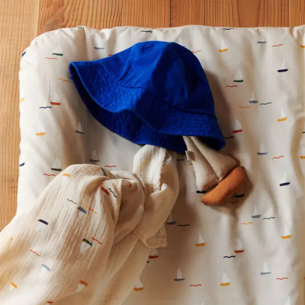 Dear April - Swan Changing Cushion - Pond Boats - 65 x 74 cm