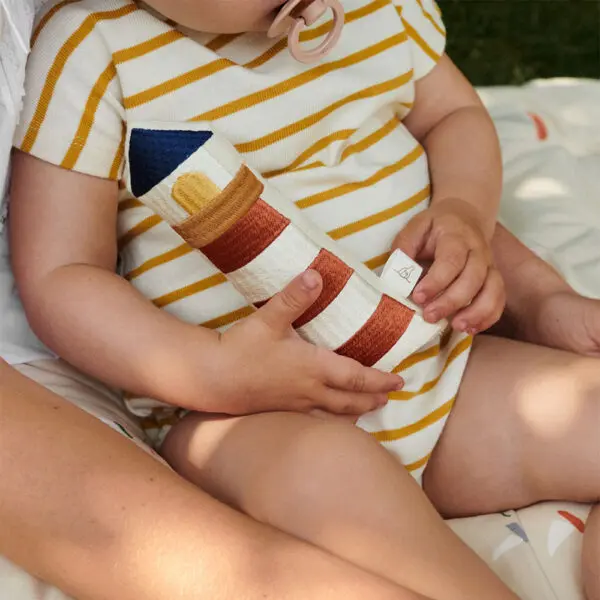 Dear April - Klint Lighthouse Rattle -Bell Sound - 18 cm - White/Multi