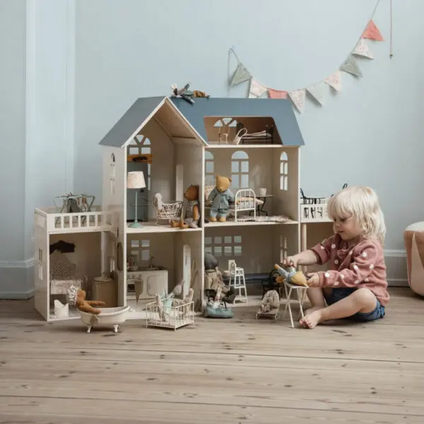 Dollhouses