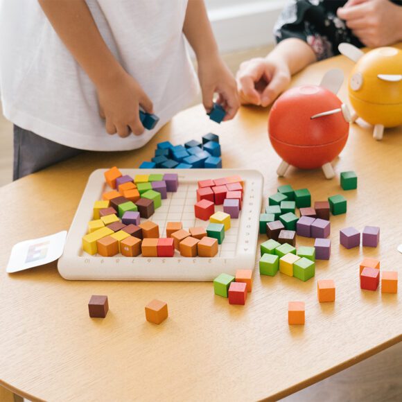 Plan Toys – 100 Zählwürfel