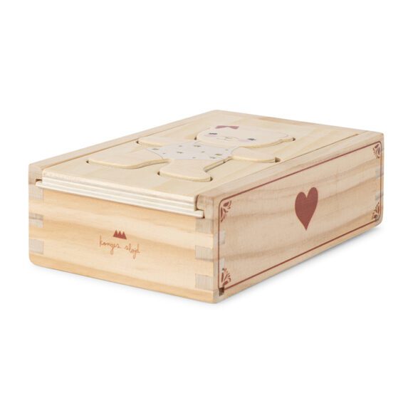 Konges Sløjd – Wooden Teddy Dress-Up Puzzle – Red