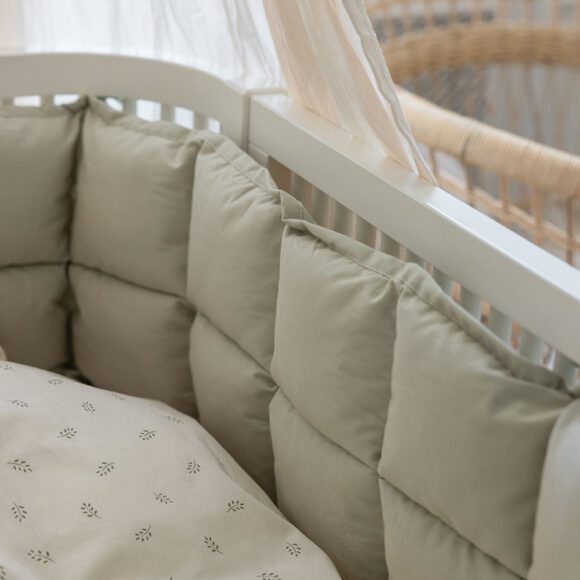 Sebra – Baby Bedbumper – Kapok – Mist Green