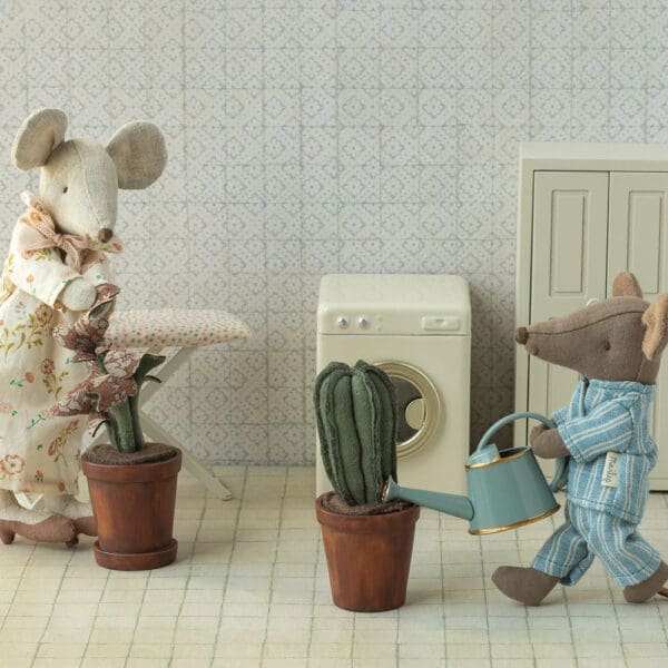 Maileg - Watering Can - Mouse - Light Blue