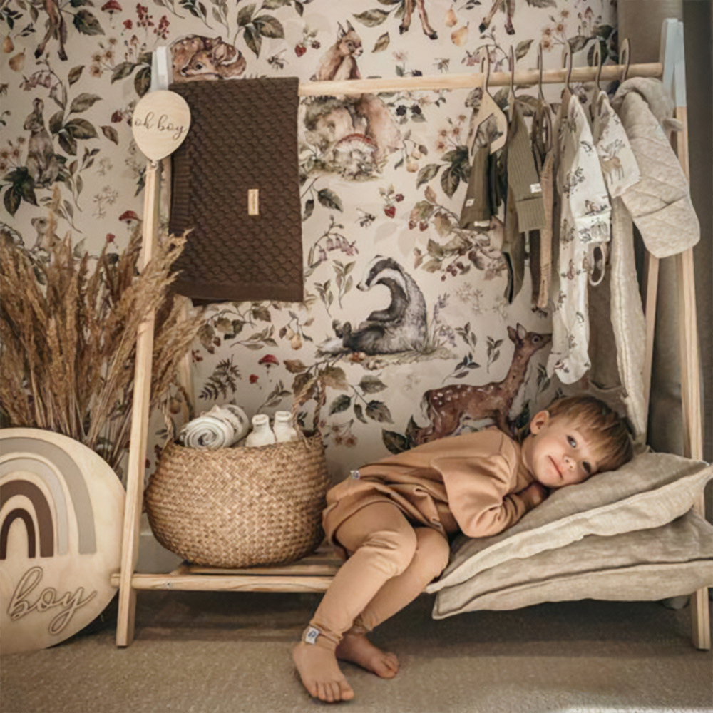Dekornik - Kidsroom Wallpaper - Cute forest animals Light