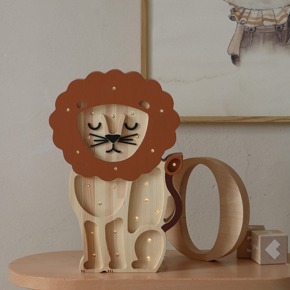 Little Lights - Nightlight - Lion Lamp - Serengeti Wood