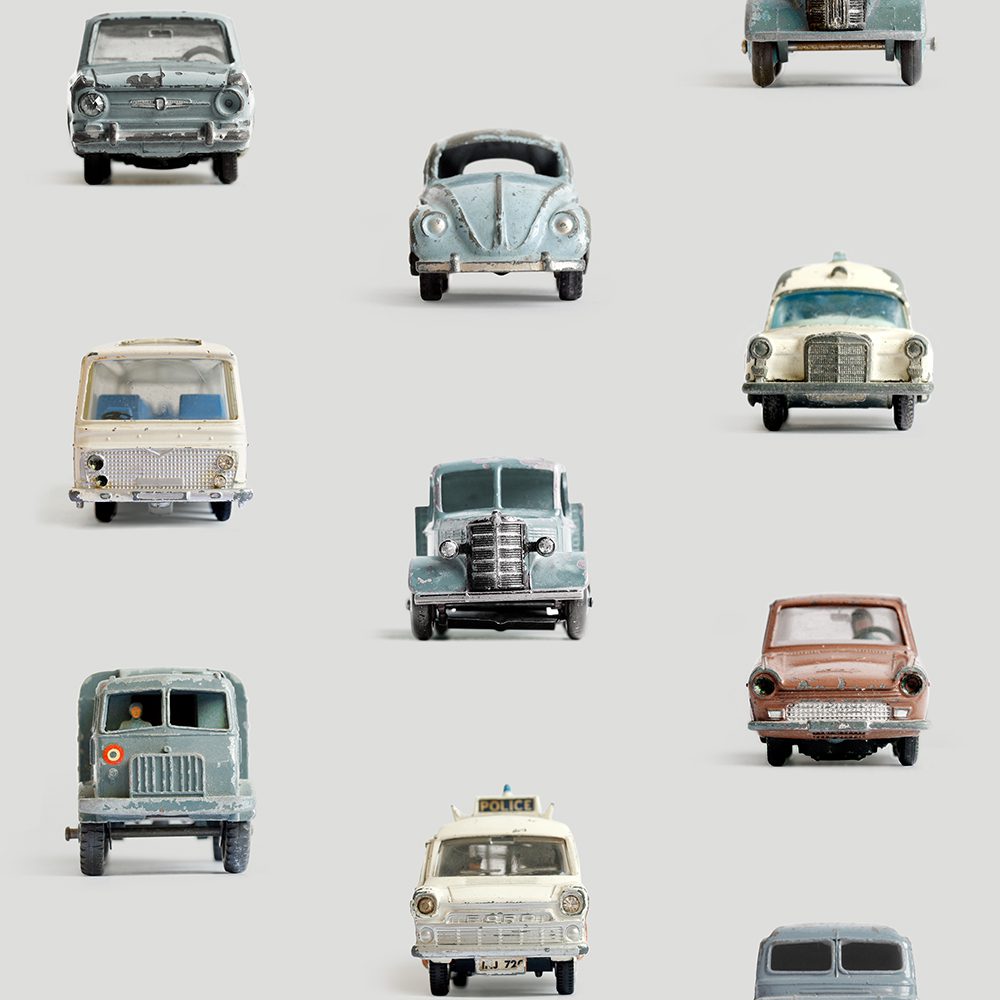 Studio Ditte - Kinderzimmertapete - Cars Hellgrau