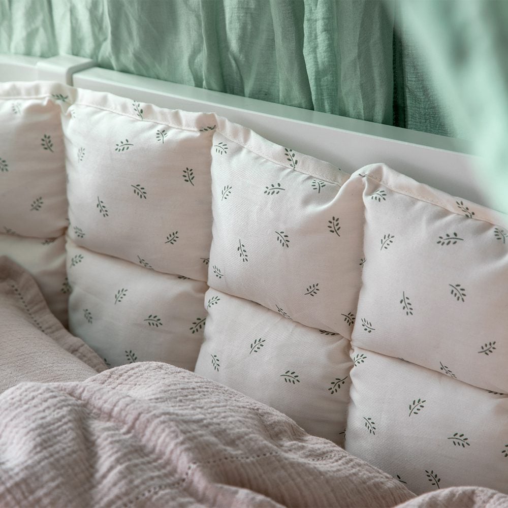 Sebra - Baby Bed Bumper - Kapok - Sophora Leaves