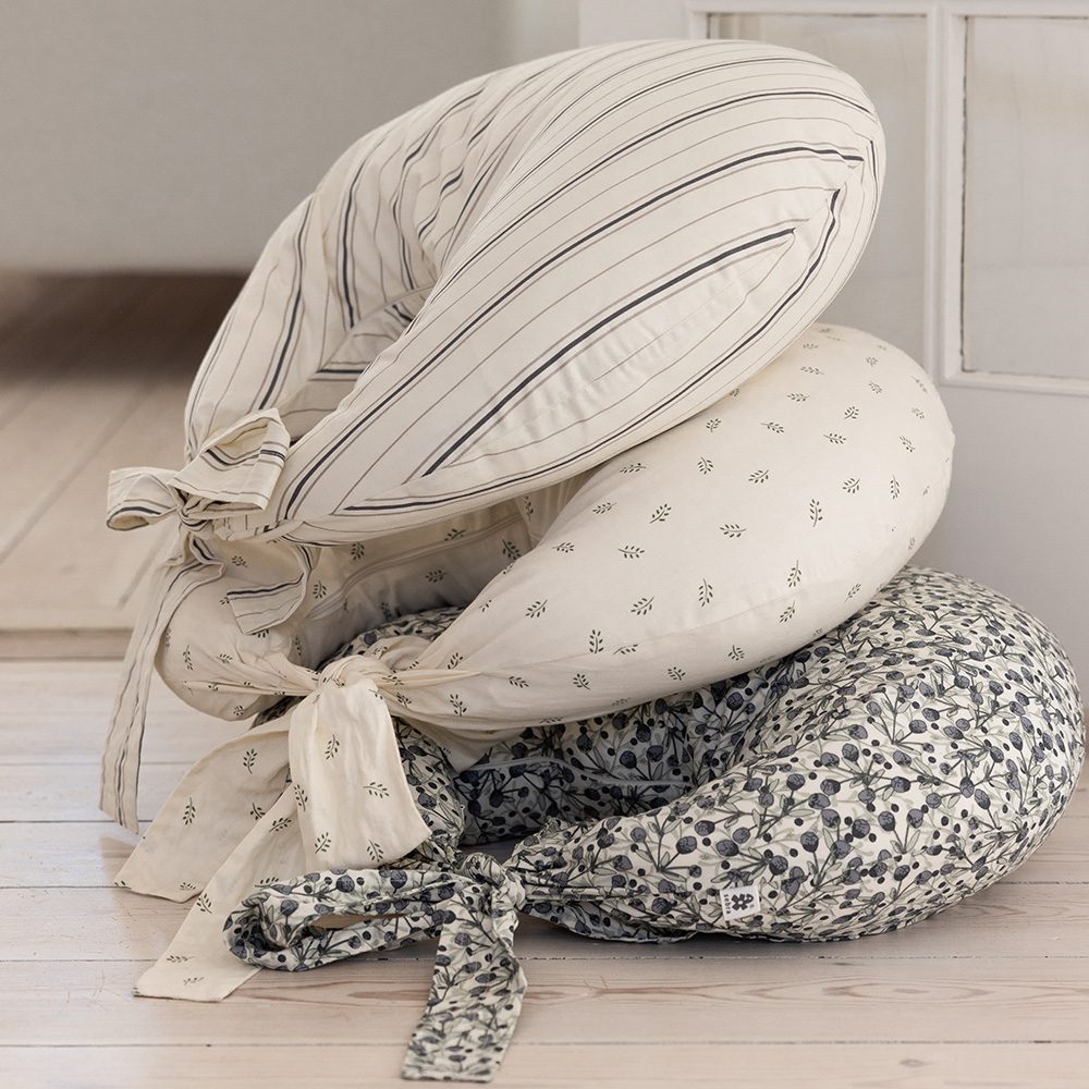 Sebra - Nursing Pillow - Cream Stripe