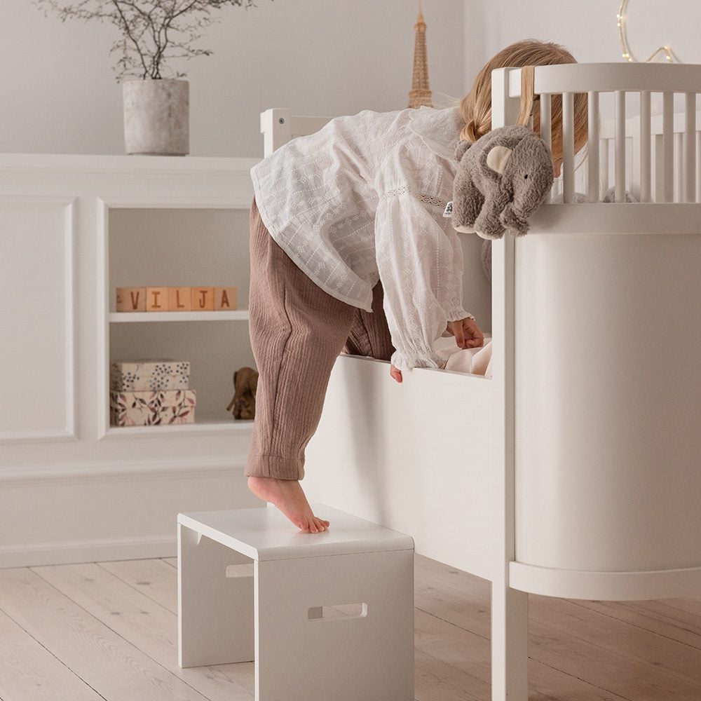 Sebra - Step Stool - Classic White